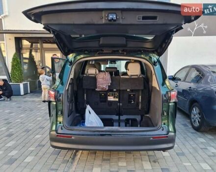 Зеленый Тойота Сиенна, объемом двигателя 2.49 л и пробегом 160 тыс. км за 29000 $, фото 5 на Automoto.ua