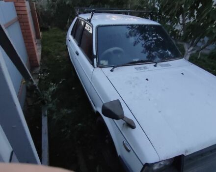 Белый Тойота Старлет, объемом двигателя 1 л и пробегом 209 тыс. км за 663 $, фото 1 на Automoto.ua