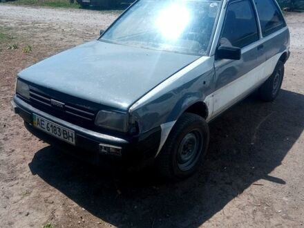 Тойота Старлет 1988 в Кривом Роге на Automoto.ua Белый Тойота Старлет, объемом двигателя 10 л и пробегом 0 тыс. км за 530 $, фото 1 на Automoto.ua