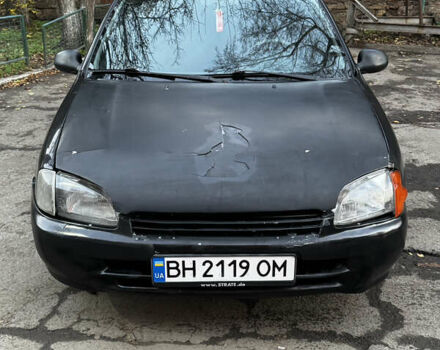 Черный Тойота Старлет, объемом двигателя 1.33 л и пробегом 185 тыс. км за 1150 $, фото 2 на Automoto.ua