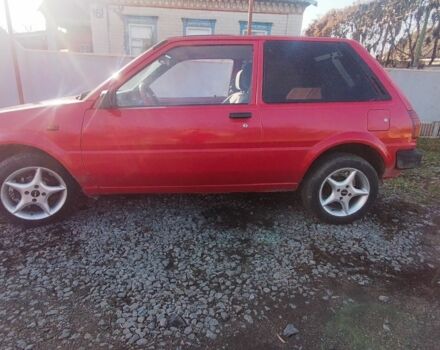 Красный Тойота Старлет, объемом двигателя 1 л и пробегом 3 тыс. км за 950 $, фото 2 на Automoto.ua