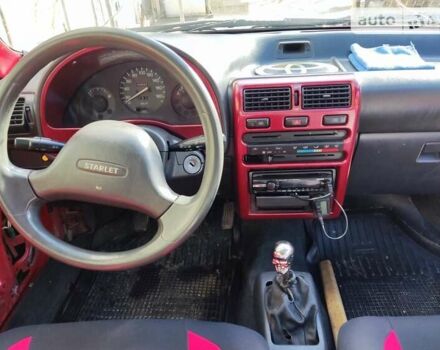 Тойота Старлет, объемом двигателя 1 л и пробегом 395 тыс. км за 1900 $, фото 5 на Automoto.ua