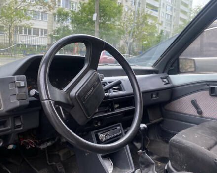 Серый Тойота Старлет, объемом двигателя 1 л и пробегом 280 тыс. км за 1100 $, фото 4 на Automoto.ua