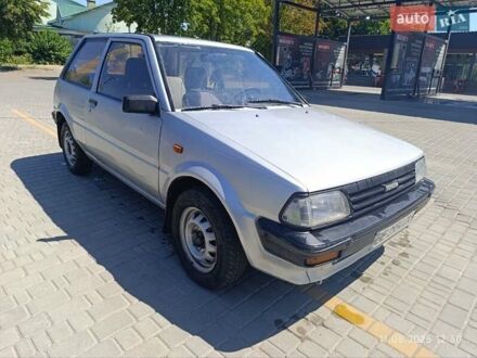 Тойота Старлет 1989 в Первомайск на Automoto.ua Серый Тойота Старлет, объемом двигателя 1 л и пробегом 300 тыс. км за 1500 $, фото 1 на Automoto.ua