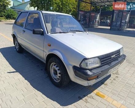 Сірий Тойота Старлет, об'ємом двигуна 1 л та пробігом 300 тис. км за 1500 $, фото 1 на Automoto.ua
