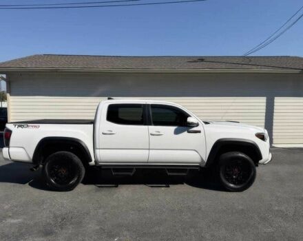 Белый Тойота Такома, объемом двигателя 3.5 л и пробегом 39 тыс. км за 22000 $, фото 6 на Automoto.ua