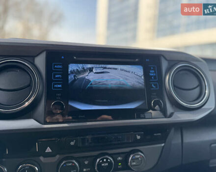 Білий Тойота Такома, об'ємом двигуна 3.46 л та пробігом 92 тис. км за 25499 $, фото 38 на Automoto.ua