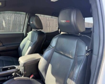 Белый Тойота Такома, объемом двигателя 3.5 л и пробегом 39 тыс. км за 22000 $, фото 7 на Automoto.ua