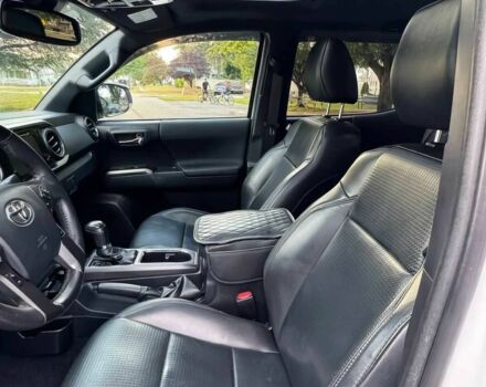 Белый Тойота Такома, объемом двигателя 3.5 л и пробегом 41 тыс. км за 14000 $, фото 8 на Automoto.ua