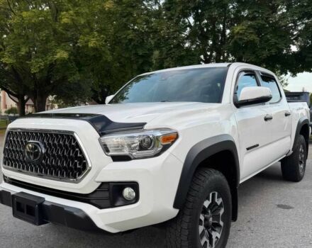 Белый Тойота Такома, объемом двигателя 3.5 л и пробегом 41 тыс. км за 14000 $, фото 1 на Automoto.ua