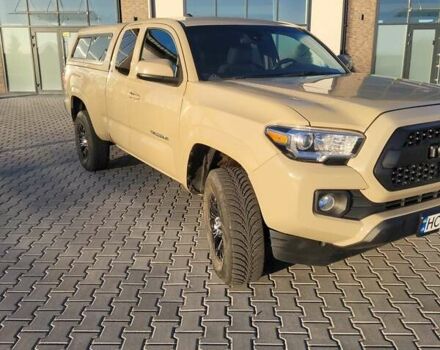 Бежевый Тойота Такома, объемом двигателя 2.69 л и пробегом 81 тыс. км за 23500 $, фото 1 на Automoto.ua