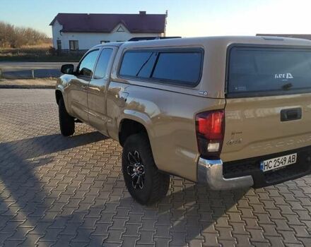 Бежевый Тойота Такома, объемом двигателя 2.69 л и пробегом 81 тыс. км за 23500 $, фото 2 на Automoto.ua