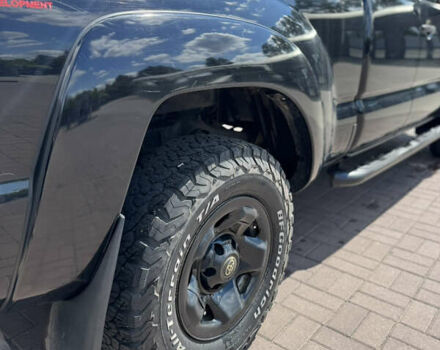 Черный Тойота Такома, объемом двигателя 2.69 л и пробегом 212 тыс. км за 19000 $, фото 5 на Automoto.ua