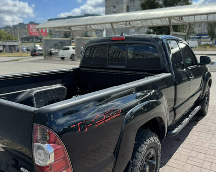 Черный Тойота Такома, объемом двигателя 2.69 л и пробегом 212 тыс. км за 19000 $, фото 4 на Automoto.ua