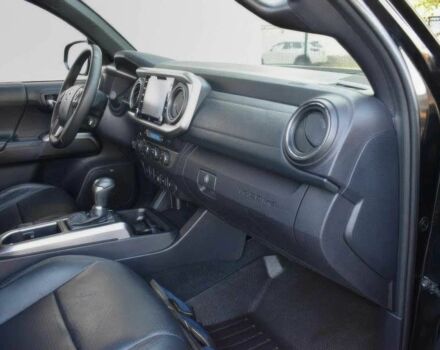 Черный Тойота Такома, объемом двигателя 3.5 л и пробегом 30 тыс. км за 27100 $, фото 9 на Automoto.ua