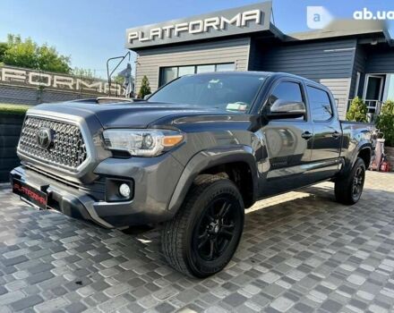 Тойота Такома, объемом двигателя 3.5 л и пробегом 35 тыс. км за 35900 $, фото 2 на Automoto.ua