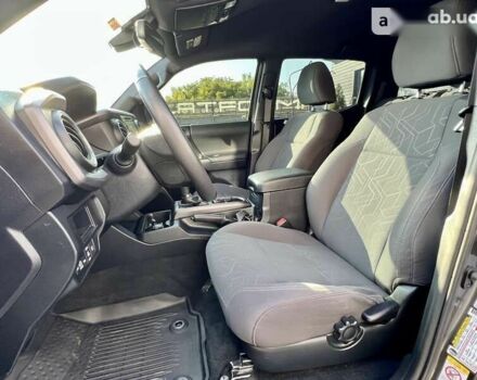Тойота Такома, объемом двигателя 3.5 л и пробегом 35 тыс. км за 35900 $, фото 21 на Automoto.ua