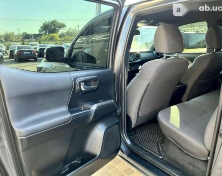 Тойота Такома, объемом двигателя 3.5 л и пробегом 35 тыс. км за 35900 $, фото 24 на Automoto.ua