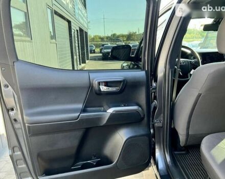 Тойота Такома, объемом двигателя 3.5 л и пробегом 35 тыс. км за 35900 $, фото 25 на Automoto.ua