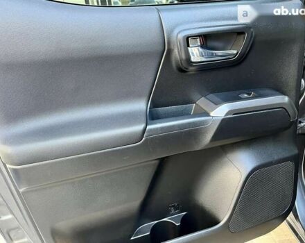 Тойота Такома, объемом двигателя 3.5 л и пробегом 35 тыс. км за 35900 $, фото 26 на Automoto.ua