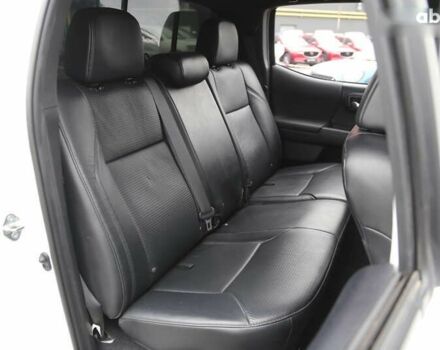Тойота Такома, объемом двигателя 3.5 л и пробегом 92 тыс. км за 26500 $, фото 11 на Automoto.ua
