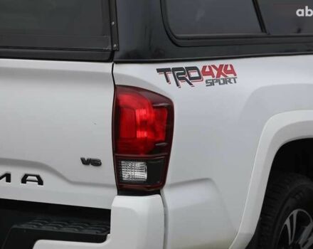 Тойота Такома, объемом двигателя 3.5 л и пробегом 92 тыс. км за 26500 $, фото 8 на Automoto.ua