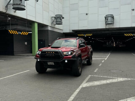 Тойота Такома 2018 в Киеве на Automoto.ua Тойота Такома, объемом двигателя 3.5 л и пробегом 65 тыс. км за 27000 $, фото 1 на Automoto.ua