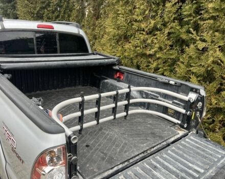 Серый Тойота Такома, объемом двигателя 4 л и пробегом 227 тыс. км за 4506 $, фото 5 на Automoto.ua