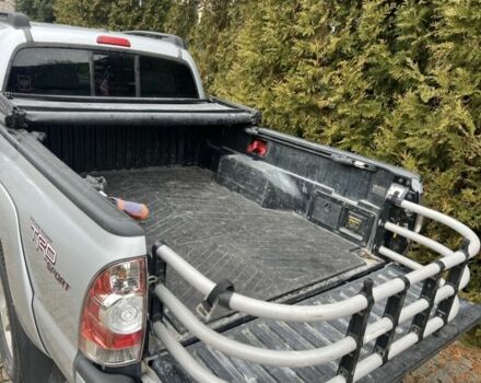 Серый Тойота Такома, объемом двигателя 4 л и пробегом 227 тыс. км за 4506 $, фото 4 на Automoto.ua