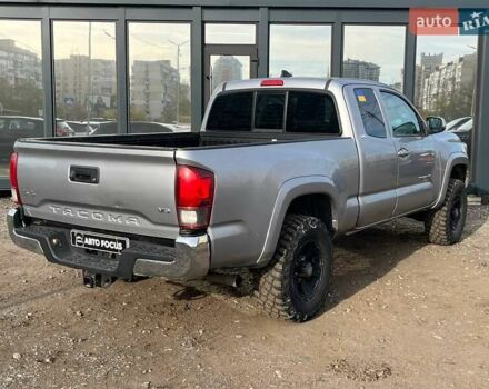Серый Тойота Такома, объемом двигателя 3.46 л и пробегом 227 тыс. км за 18790 $, фото 5 на Automoto.ua