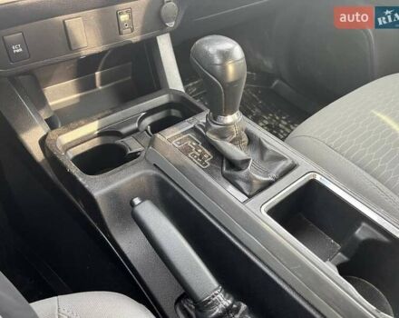 Серый Тойота Такома, объемом двигателя 3.46 л и пробегом 227 тыс. км за 18790 $, фото 21 на Automoto.ua