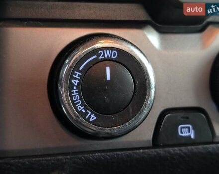 Серый Тойота Такома, объемом двигателя 3.46 л и пробегом 227 тыс. км за 18990 $, фото 19 на Automoto.ua