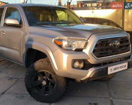 Серый Тойота Такома, объемом двигателя 3.46 л и пробегом 227 тыс. км за 18990 $, фото 3 на Automoto.ua