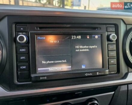 Серый Тойота Такома, объемом двигателя 3.46 л и пробегом 227 тыс. км за 18990 $, фото 16 на Automoto.ua