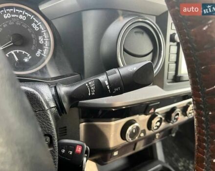 Серый Тойота Такома, объемом двигателя 3.46 л и пробегом 227 тыс. км за 18790 $, фото 15 на Automoto.ua