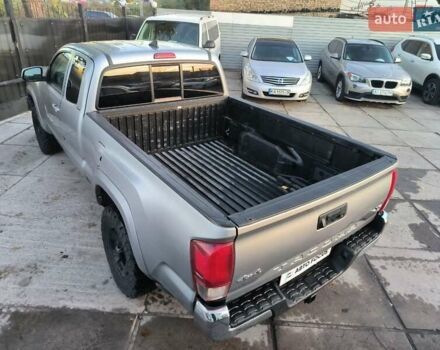 Серый Тойота Такома, объемом двигателя 3.46 л и пробегом 227 тыс. км за 18990 $, фото 8 на Automoto.ua