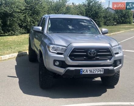 Серый Тойота Такома, объемом двигателя 3.46 л и пробегом 226 тыс. км за 18500 $, фото 7 на Automoto.ua