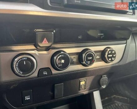 Серый Тойота Такома, объемом двигателя 3.46 л и пробегом 227 тыс. км за 18790 $, фото 20 на Automoto.ua