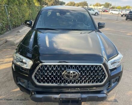 Серый Тойота Такома, объемом двигателя 3.5 л и пробегом 32 тыс. км за 25000 $, фото 1 на Automoto.ua