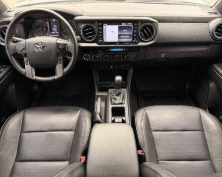 Серый Тойота Такома, объемом двигателя 3.5 л и пробегом 10 тыс. км за 23000 $, фото 6 на Automoto.ua