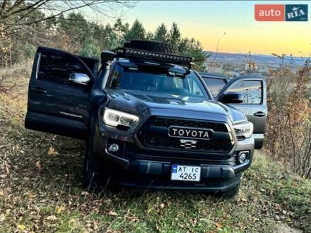 Тойота Такома 2018 в Хмельницком на Automoto.ua Серый Тойота Такома, объемом двигателя 0 л и пробегом 70 тыс. км за 34499 $, фото 1 на Automoto.ua
