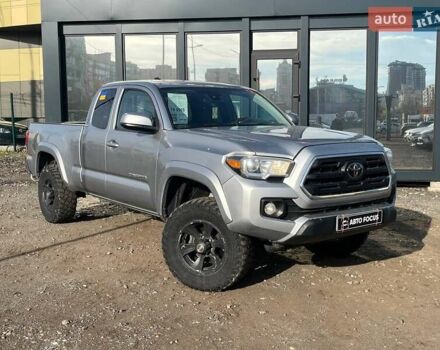 Серый Тойота Такома, объемом двигателя 3.46 л и пробегом 227 тыс. км за 18790 $, фото 1 на Automoto.ua