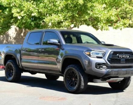 Серый Тойота Такома, объемом двигателя 3.5 л и пробегом 31 тыс. км за 19000 $, фото 1 на Automoto.ua