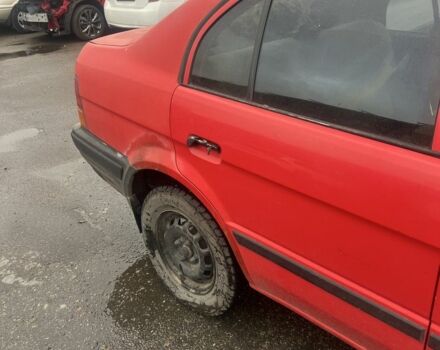 Красный Тойота Терцел, объемом двигателя 1.3 л и пробегом 3 тыс. км за 1200 $, фото 6 на Automoto.ua