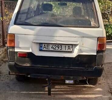 Тойота Таун Айс 1987 у Кривому Розі на Automoto.ua Білий Тойота Таун Айс, об'ємом двигуна 1.5 л та пробігом 500 тис. км за 900 $, фото 1 на Automoto.ua