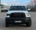 Белый Тойота Тундра, объемом двигателя 5.66 л и пробегом 150 тыс. км за 25000 $, фото 7 на Automoto.ua