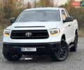 Белый Тойота Тундра, объемом двигателя 4.7 л и пробегом 120 тыс. км за 31500 $, фото 1 на Automoto.ua