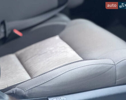 Белый Тойота Тундра, объемом двигателя 4.7 л и пробегом 120 тыс. км за 31500 $, фото 14 на Automoto.ua