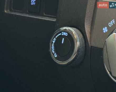 Белый Тойота Тундра, объемом двигателя 4.7 л и пробегом 120 тыс. км за 31500 $, фото 44 на Automoto.ua