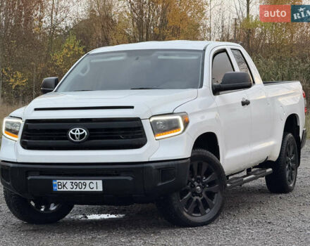 Белый Тойота Тундра, объемом двигателя 4.7 л и пробегом 120 тыс. км за 31500 $, фото 35 на Automoto.ua